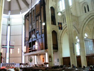 Sitze alt, Altar neu