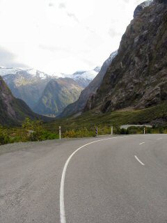 Hinter dem Tunnel