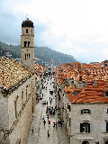 Stradun mit Kloster